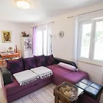 Rollstuhltauglich- Terrassen Am Felsenstrand By Interhome