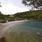 Rollstuhltauglich- Terrassen Am Felsenstrand By Interhome