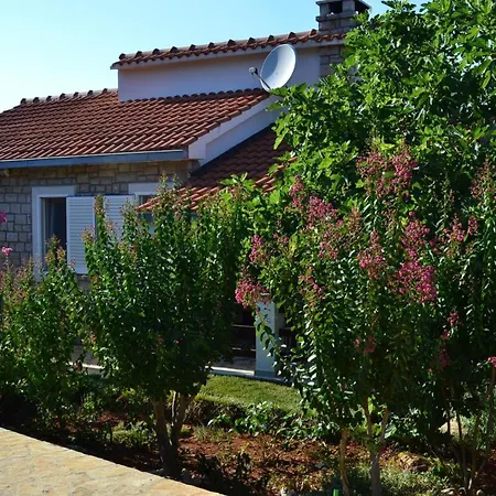 Apartment Rollstuhltauglich- Terrassen Am Felsenstrand By Interhome *