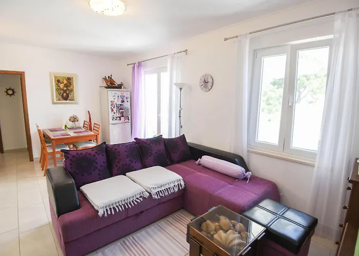 Rollstuhltauglich- Terrassen Am Felsenstrand By Interhome